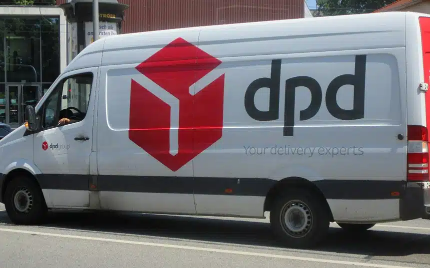 DPD blokirao AI četbota nakon što je kupac naučio da psuje i kritikuje