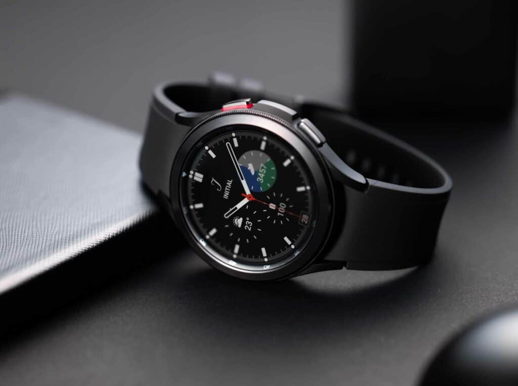Uskoro stiže Samsung Galaxy Watch FE na tržište.