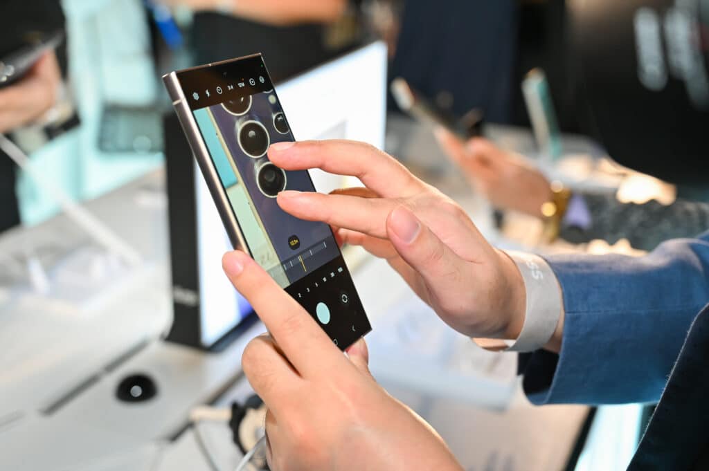Samsung Galaxy S24+ testiran sa One UI 7.0 (Android 15)