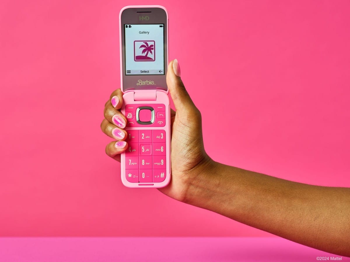 HMD predstavio Barbie telefon – Preporucujemo.com