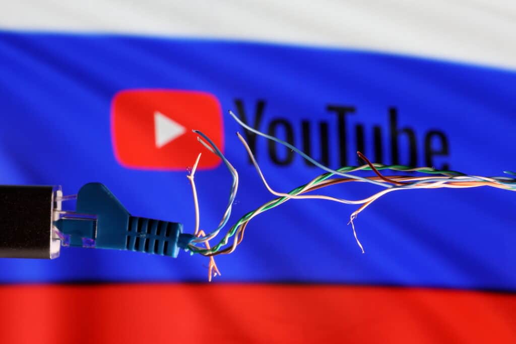 Rusija usporila brzinu reprodukcije na YouTubeu na 128Kbps