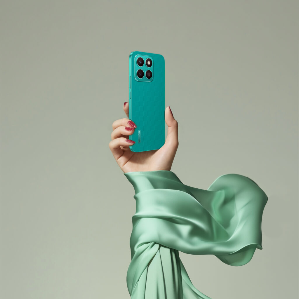 HONOR X8c inovativna tehnologija po top cijeni 2 Amber still life 3 Marrs Green
