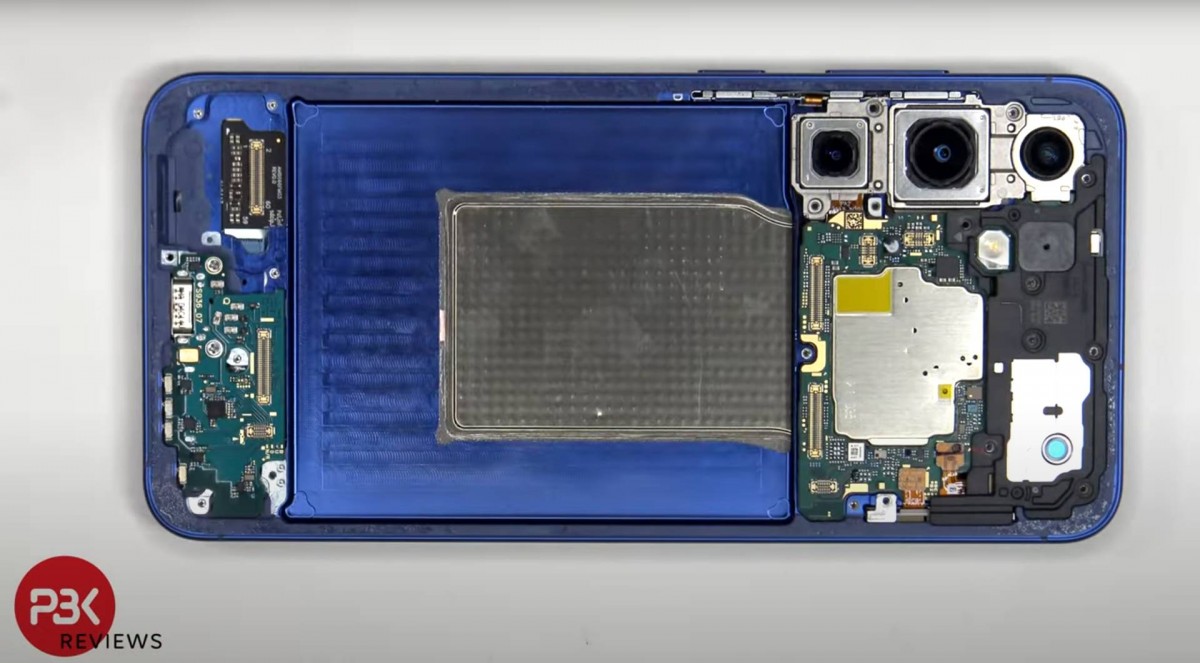 Samsung Galaxy S25+ – do gole kože