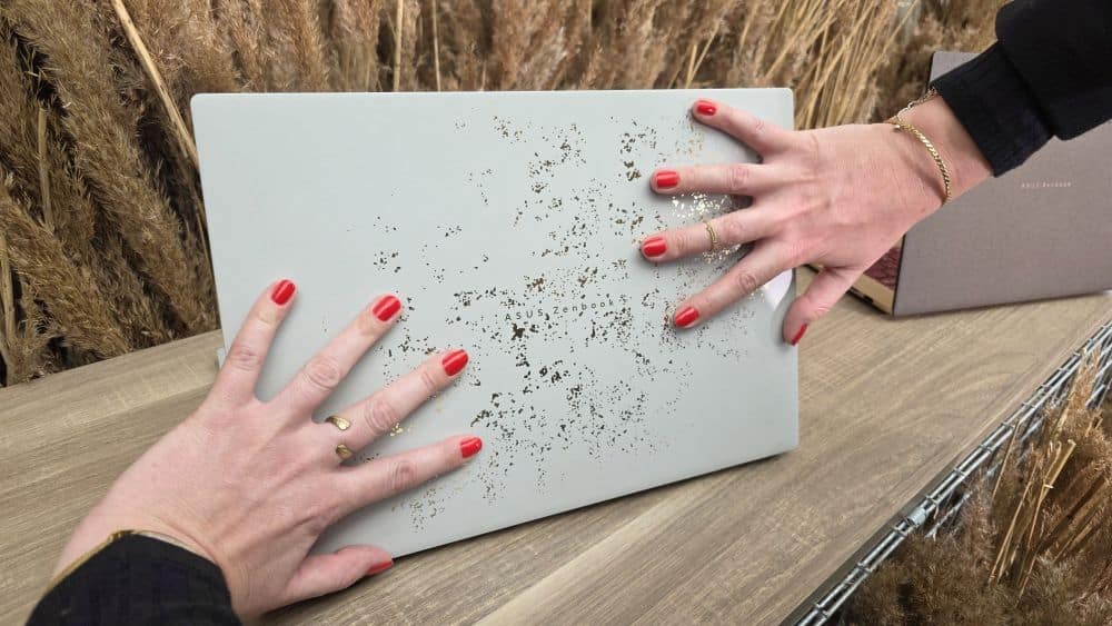 Asus Ceraluminium kombinira lakoću aluminija s otpornošću keramike