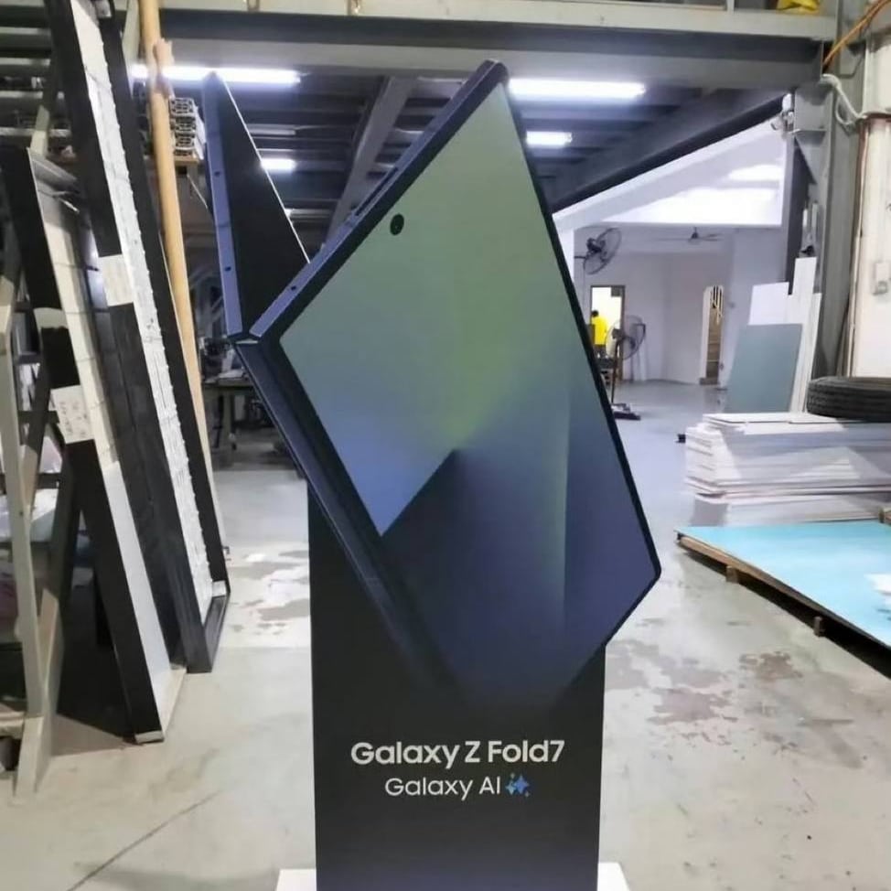 Samsung Galaxy Z Fold7 na plakatu – otkriven izgled u potpunosti