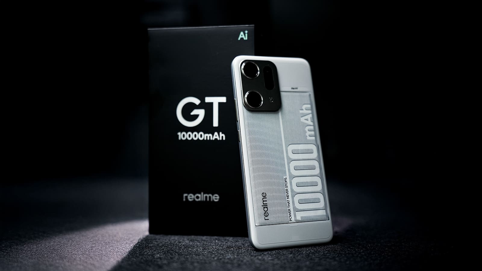 Realme donosi telefon s kapacitetom baterije od 10,000mAh