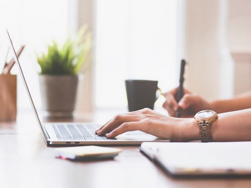 Uz registraciju domene do web stranica na internetu