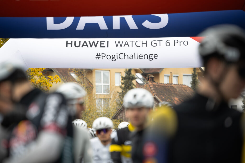 Huawei Watch GT 6 glavni je suputnik Tadeja Pogačara Event Photo PogiChallenge 2025 x HUAWEI WATCH GT 6 2