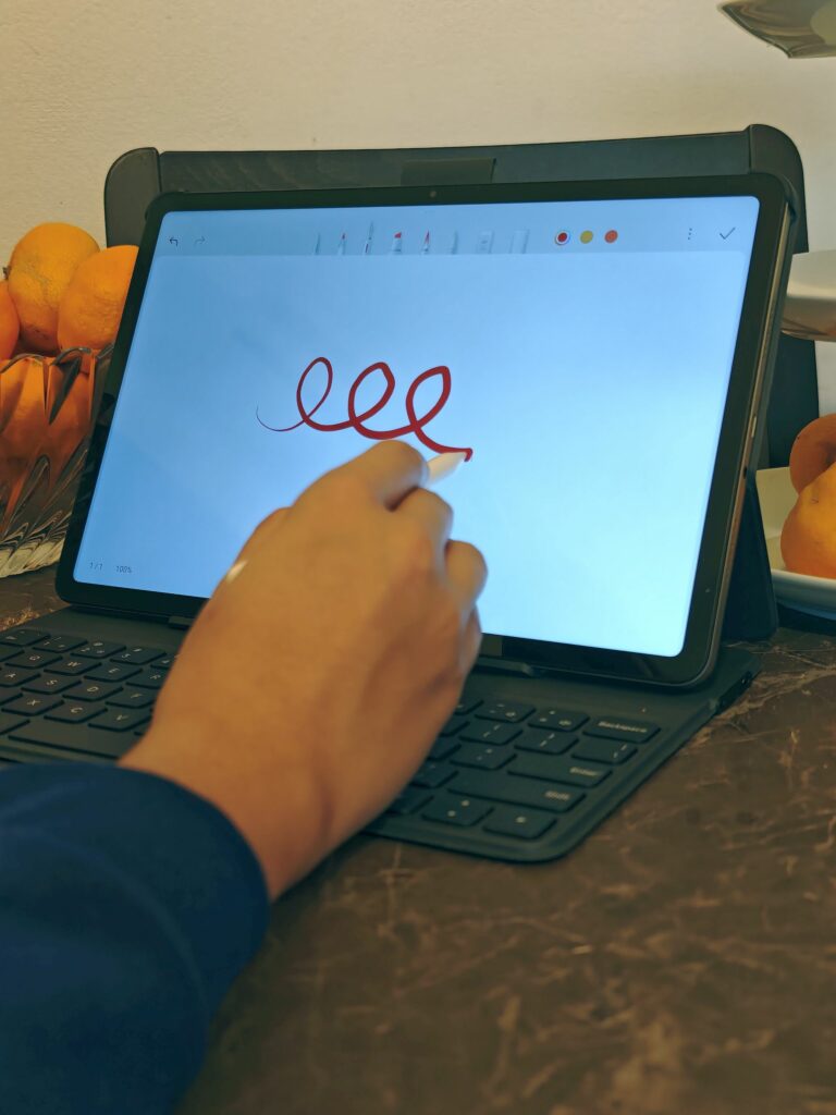 Redmi Pad Pro 2 recenzija Redmi Pad Pro 2 tablet s tipkovnicom i olovkom – recenzija itportal.ba