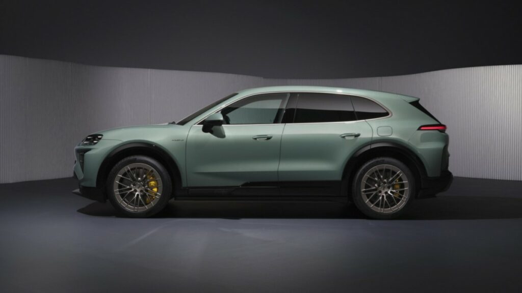Porsche predstavio električni Cayenne - itportal.ba – Recenzije mobitela, televizora, gadgeta i tehnologije 2 29