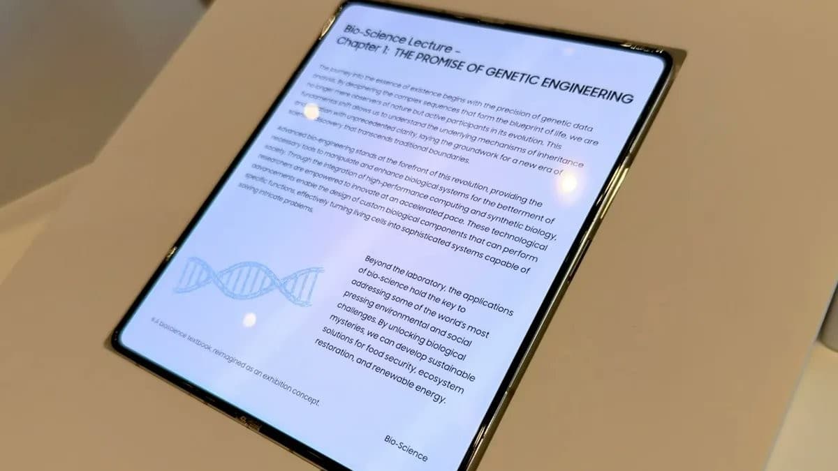 Samsung prikazao savitljivi zaslon bez pregiba 1 4