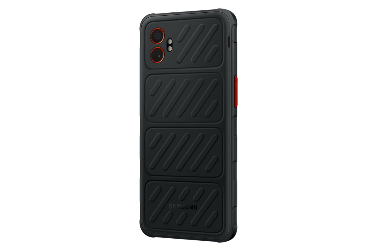 Samsung ponovno predstavlja Galaxy XCover7 i XCover7 Pro uređaje u jadranskoj regiji: Stvoreni za stvarni život SM G766B 006 Back R30 Black